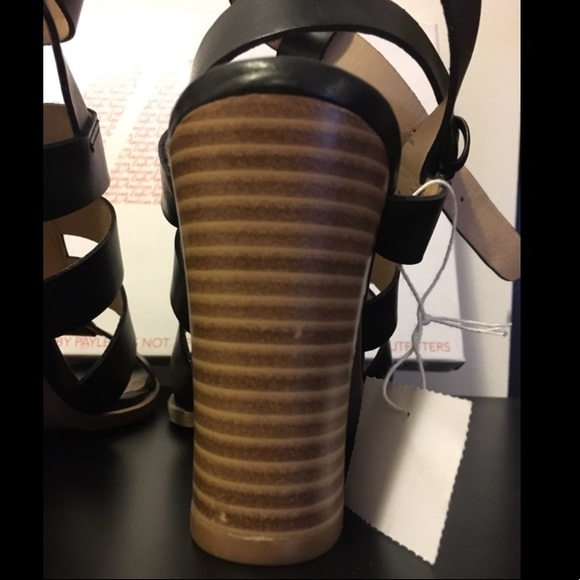 Black Strappy Block Heel - Picture 7 of 7